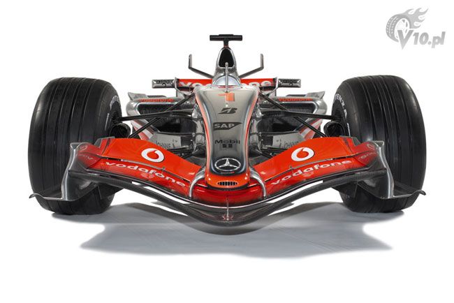 mclaren_mercedes_mp422_5.jpg